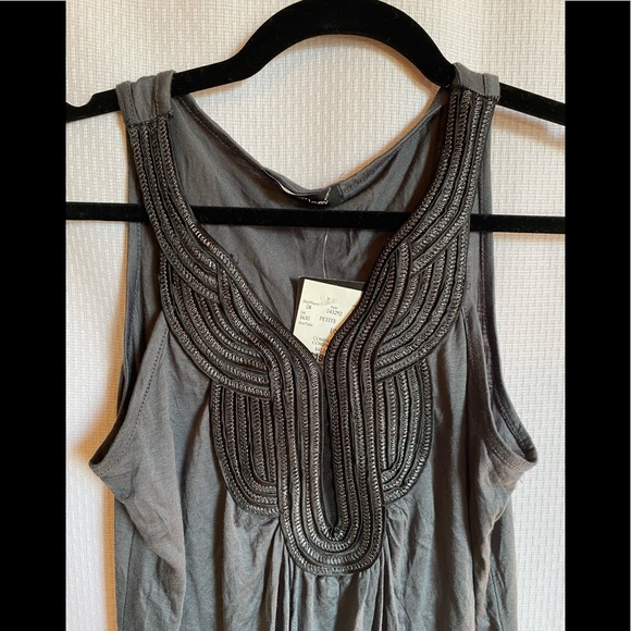 Grey Tank Top with decorative collar - Picture 2 of 5